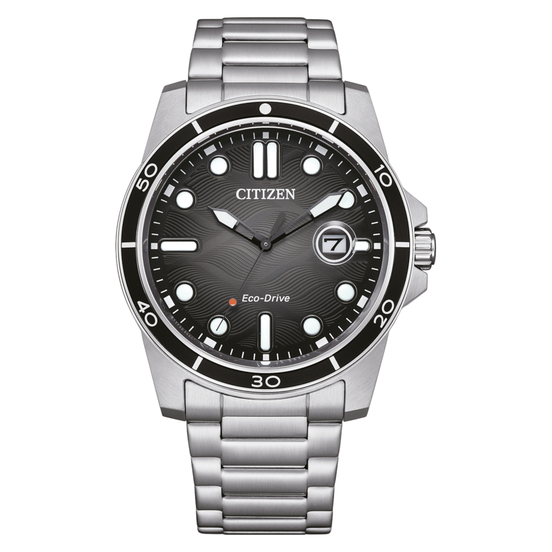 Citizen-Uhr mit schwarzem Zifferblatt und silbernem Armband, Eco-Drive.
