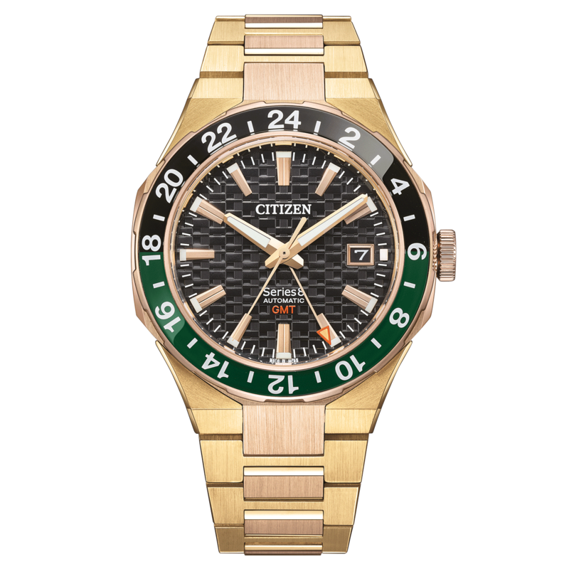 Citizen Series 8 GMT Automatik-Uhr mit Gold- und Grüntönen, schwarzem Zifferblatt.